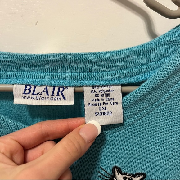 Vintage Cat Christmas Sweater Crewneck - Picture 7 of 7